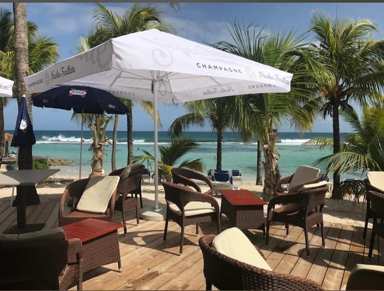 Studio Bord De Mer Avec Piscine - Le Manganao, Saint-Francois Экстерьер фото